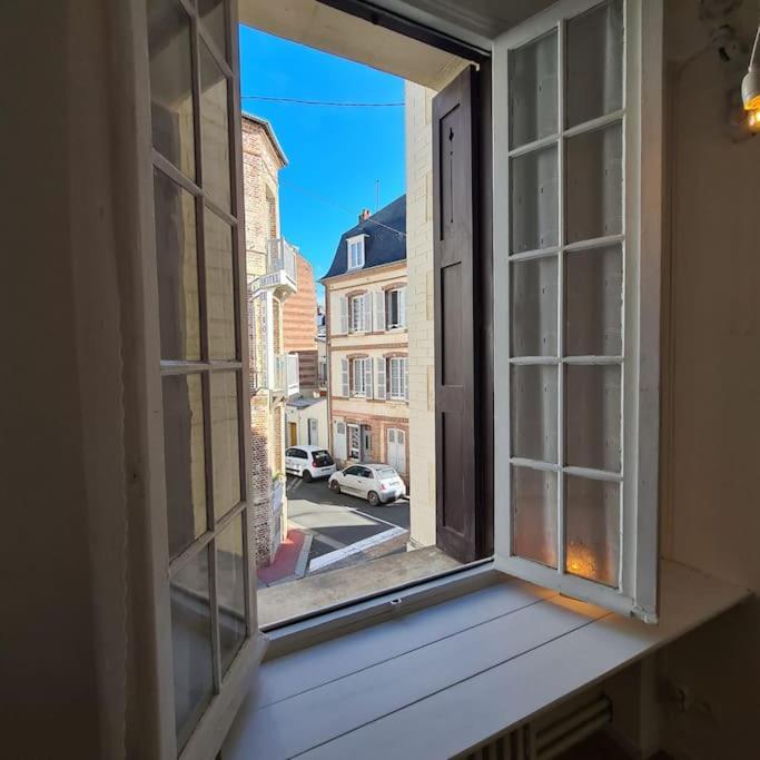 Beau Studio A 30M De La Plage / Beautiful Studio 30M From The Beach Trouville-sur-Mer Eksteriør bilde